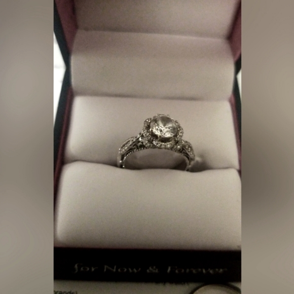 Engagement ring sets - Picture 2 of 8